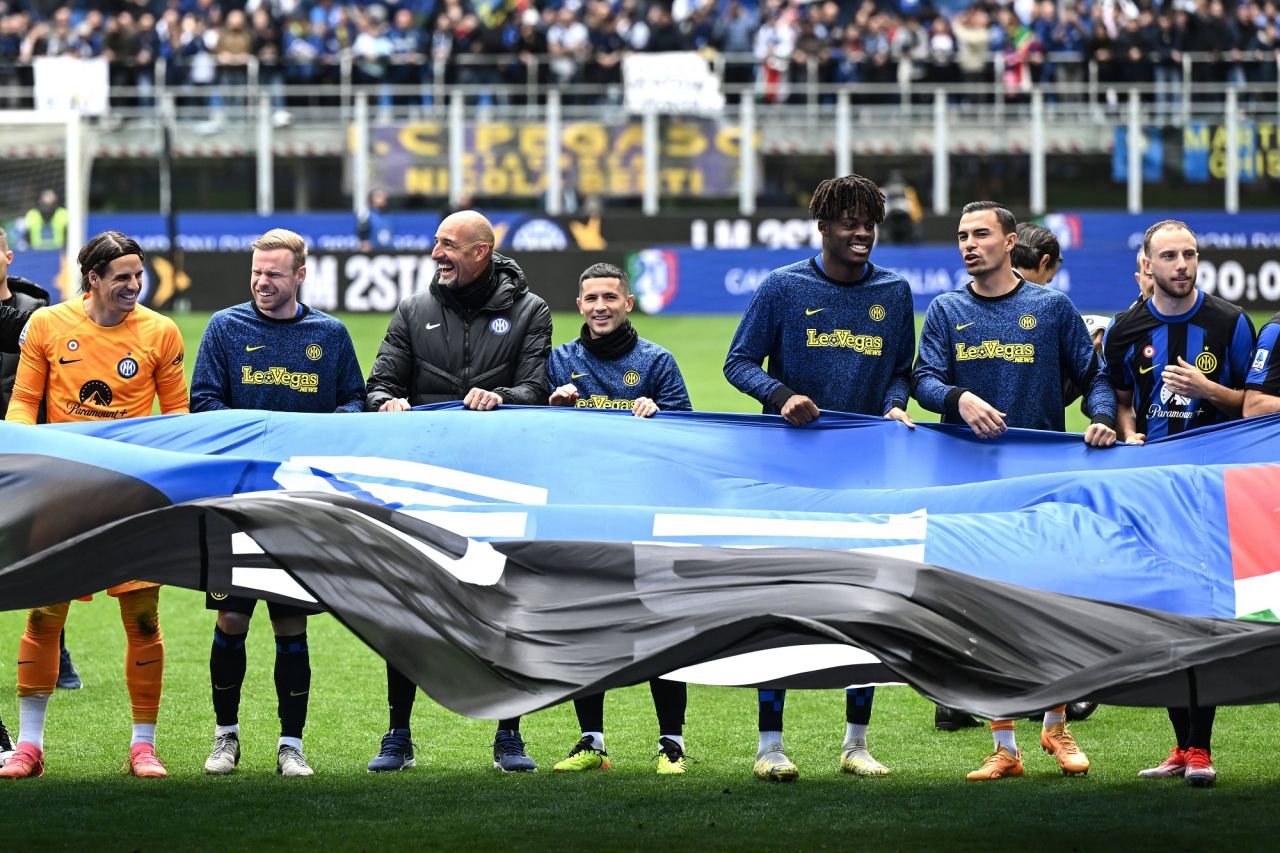 Sărbătoare imensă în Serie A! Inter Milano a celebrat alături de suporteri al 20-lea Scudetto din istoria clubului_19