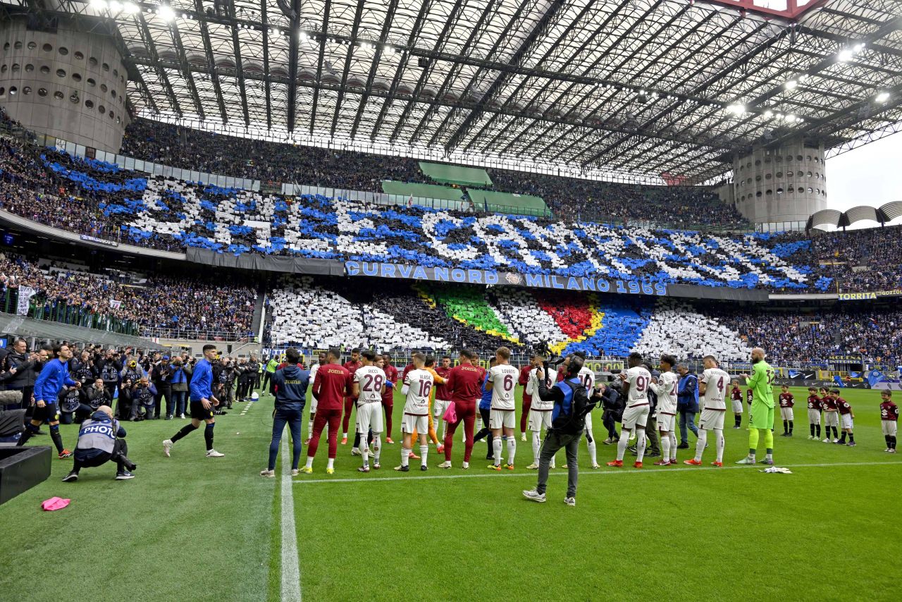 Sărbătoare imensă în Serie A! Inter Milano a celebrat alături de suporteri al 20-lea Scudetto din istoria clubului_22