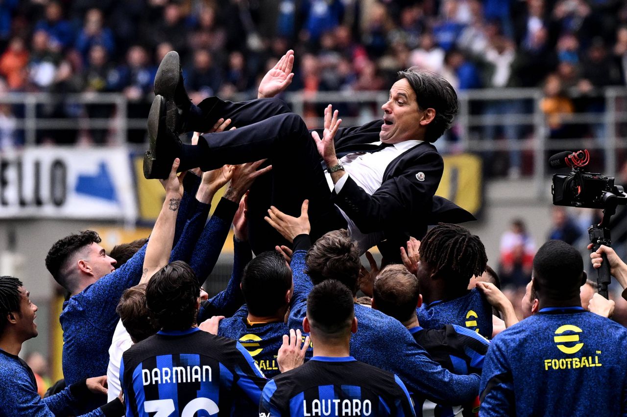 Sărbătoare imensă în Serie A! Inter Milano a celebrat alături de suporteri al 20-lea Scudetto din istoria clubului_10