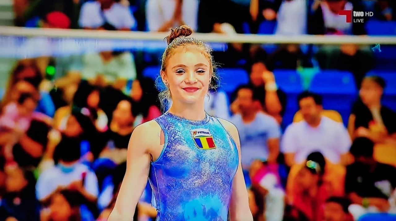 România, ca pe vremuri! Sabrina Voinea a cucerit medalia de argint la Campionatul European de gimnastică_1