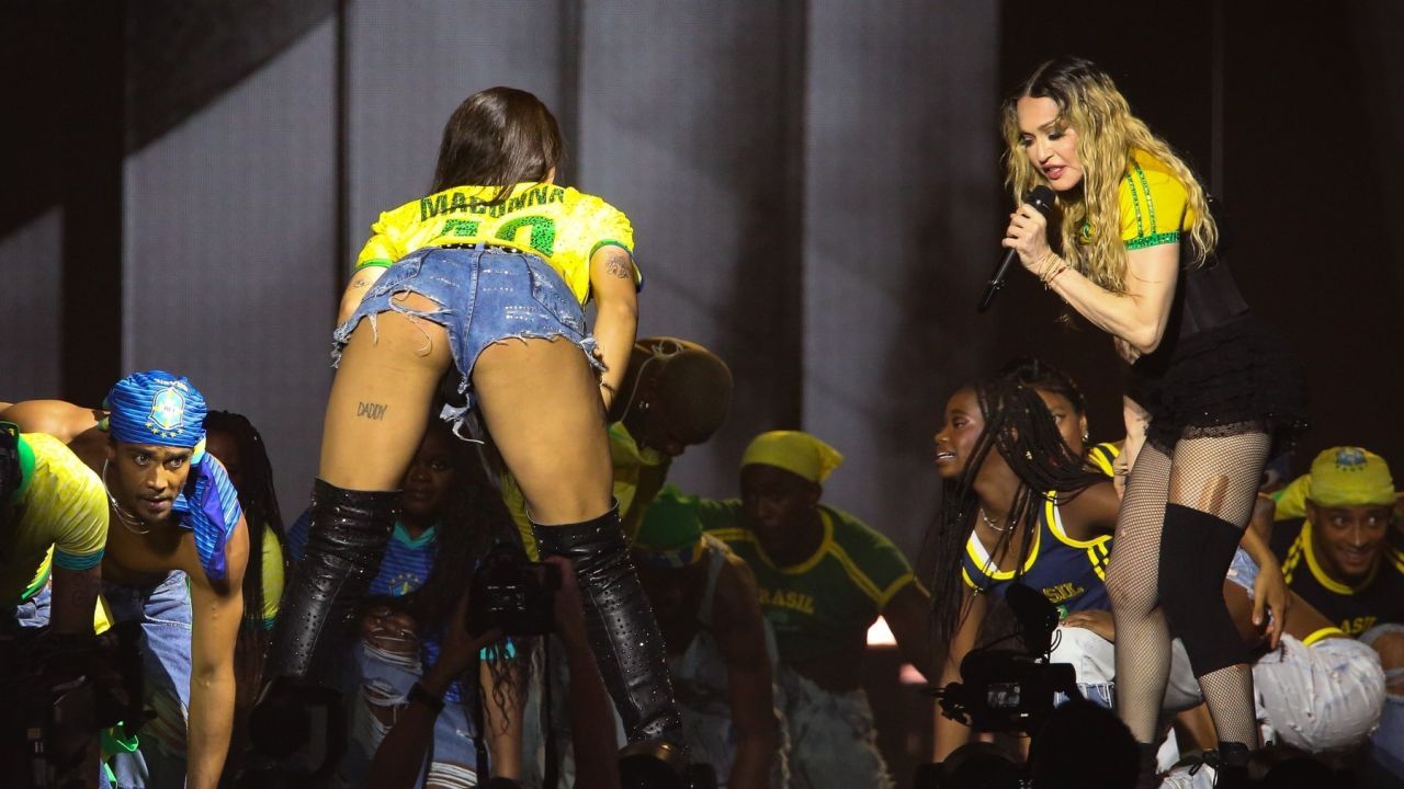 Madonna Anitta concert Copacabana Rio de Janeiro