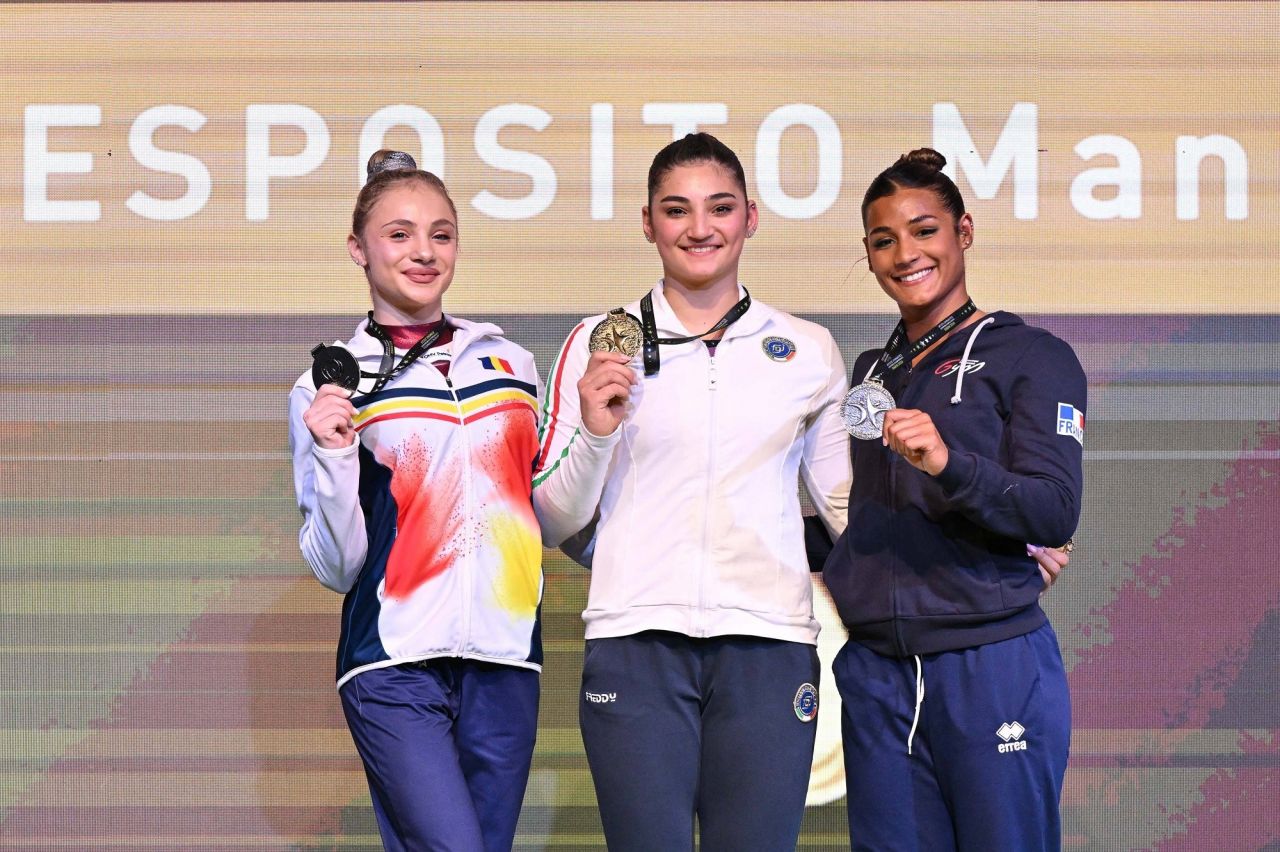 Performanță incredibilă reușită de Sabrina Voinea! Două medalii într-o zi la Campionatele Europene de gimnastică_6