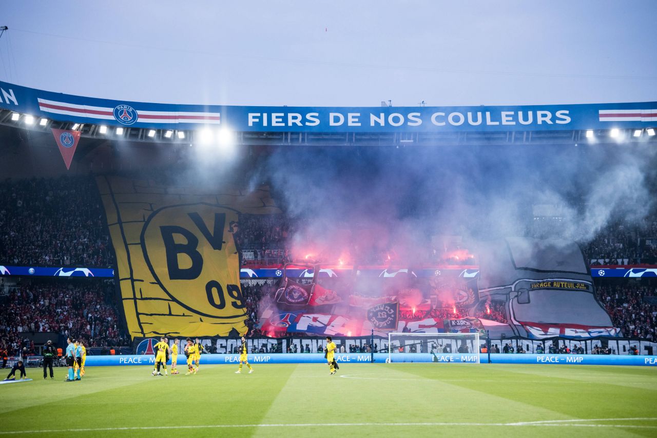Spectacol în tribunele stadionului Parc des Princes! Fanii lui PSG au pregătit o coregrafie spectaculoasă_4