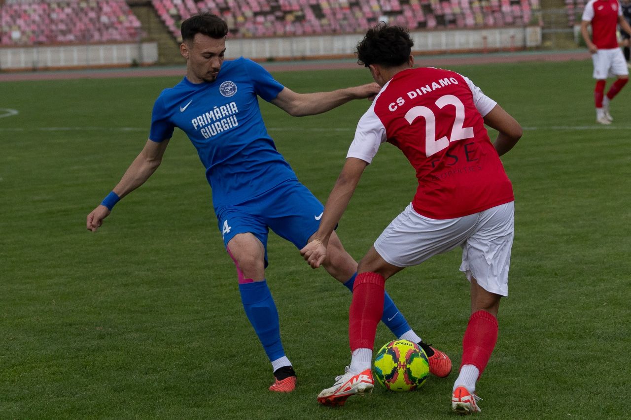 ”Cine vine-n Groapă / Fără 5 nu scapă”! CS Dinamo, cu Iordănescu junior om de bază, se distrează în play-off-ul de promovare în Liga 2_12