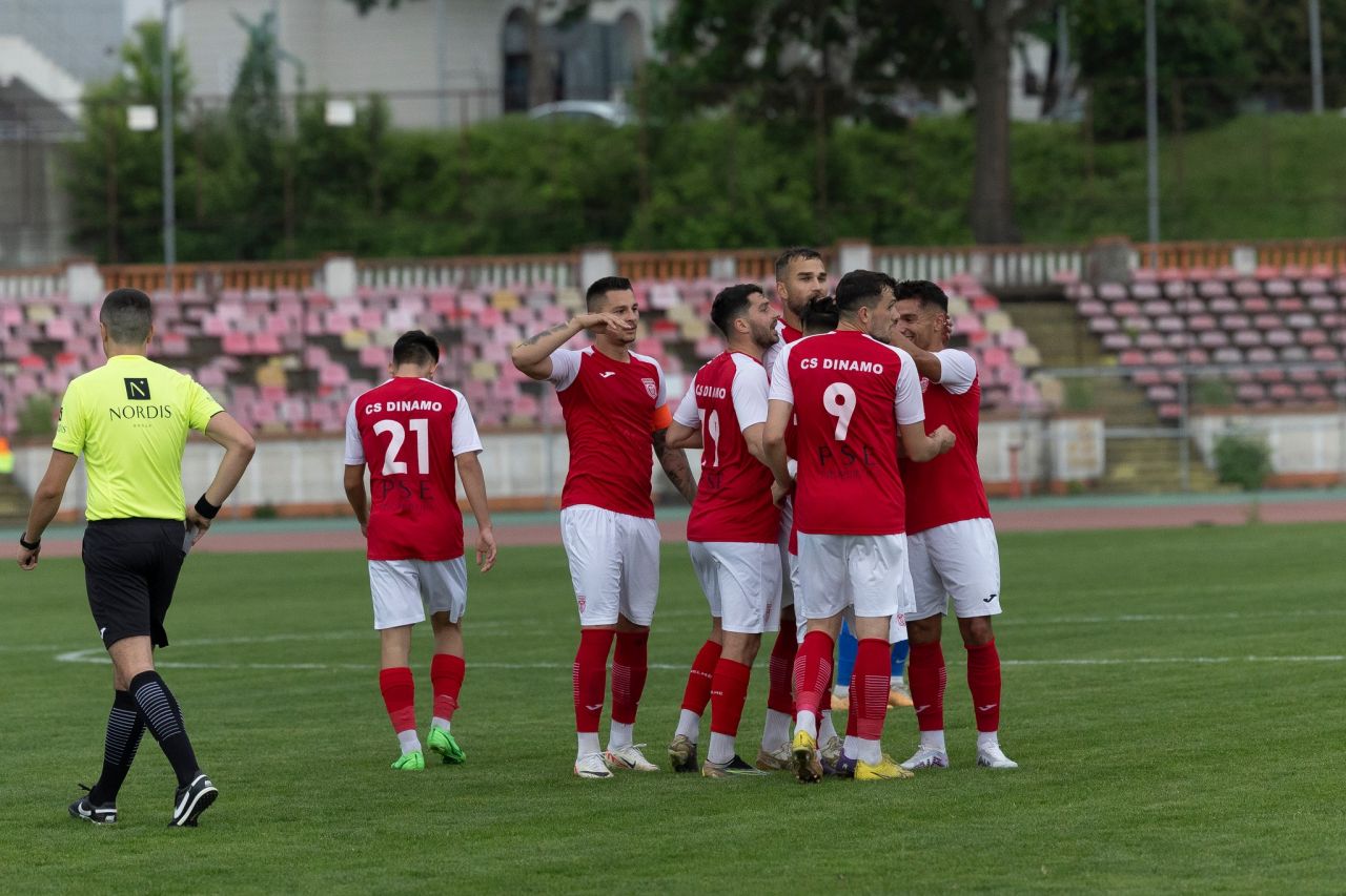 ”Cine vine-n Groapă / Fără 5 nu scapă”! CS Dinamo, cu Iordănescu junior om de bază, se distrează în play-off-ul de promovare în Liga 2_17