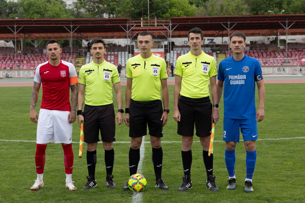 ”Cine vine-n Groapă / Fără 5 nu scapă”! CS Dinamo, cu Iordănescu junior om de bază, se distrează în play-off-ul de promovare în Liga 2_20