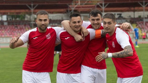 
	&rdquo;Cine vine-n Groapă / Fără 5 nu scapă&rdquo;! CS Dinamo, cu Iordănescu junior om de bază, se distrează în play-off-ul de promovare în Liga 2
