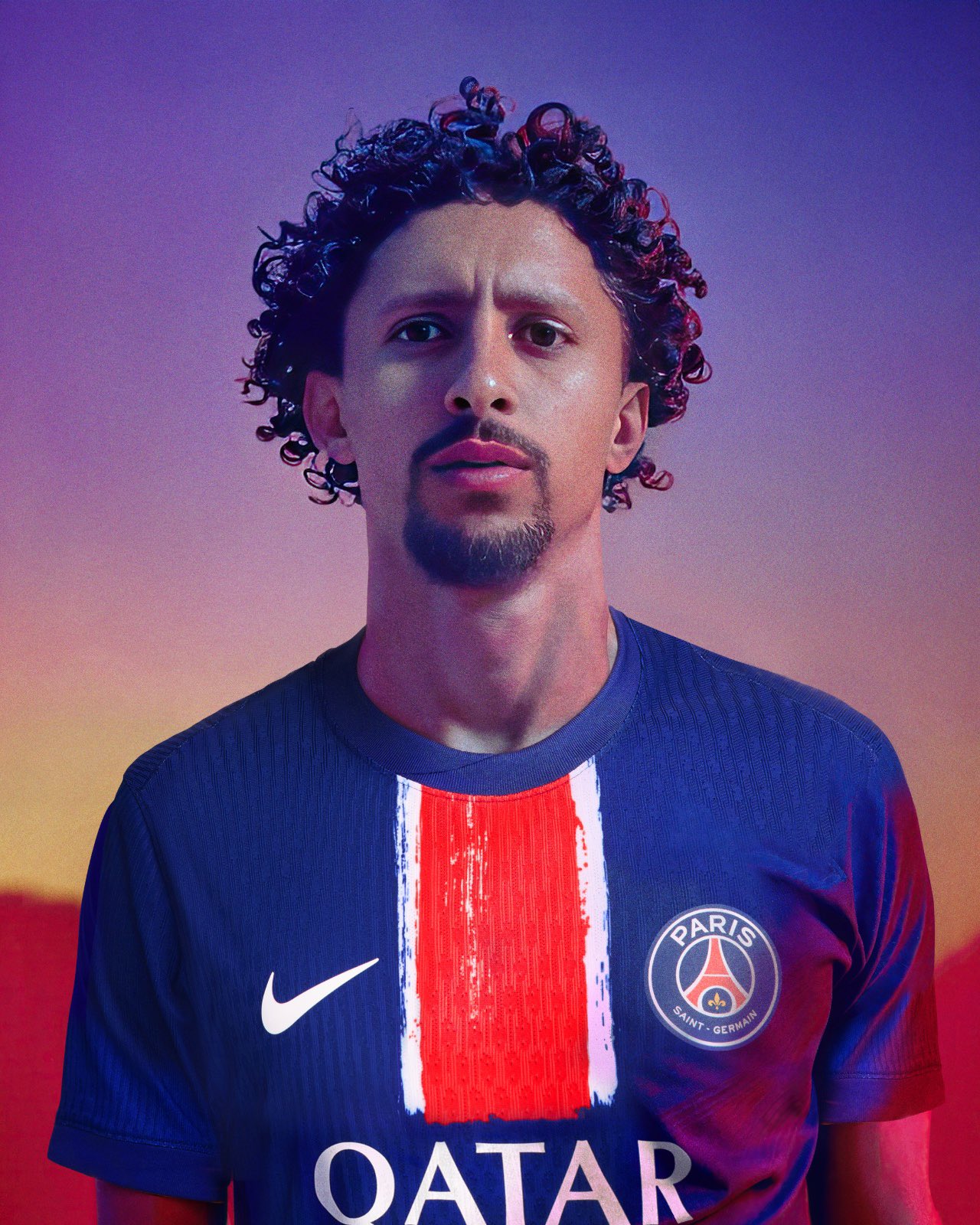 ”Nu mai este fața Parisului!” PSG și-a prezentat noul echipament, iar fanii au remarcat un detaliu important_22