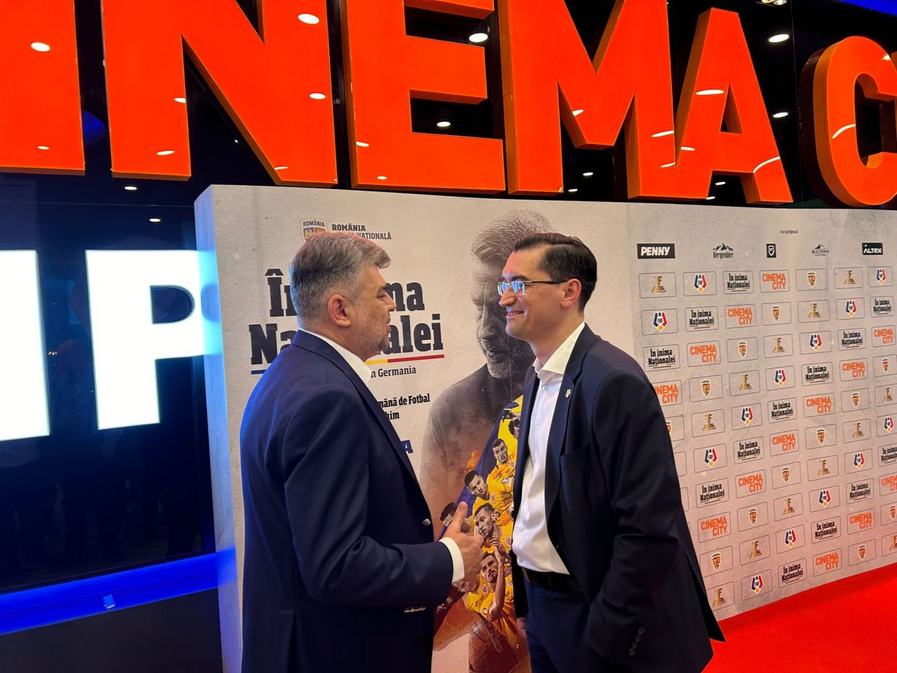 În inima Naționalei! Cine a fost prezent la avanpremiera filmului dedicat calificării României la EURO 2024_7