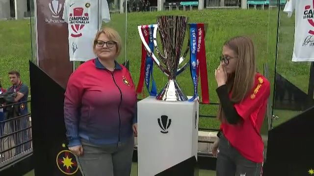 Trofeul Superligii, la Arena Națională! Fanii lui FCSB stau la coadă pentru poze + mesajul apărut pe autocar_2