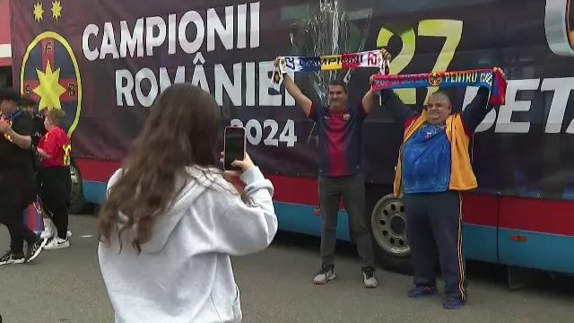 Trofeul Superligii, la Arena Națională! Fanii lui FCSB stau la coadă pentru poze + mesajul apărut pe autocar_8