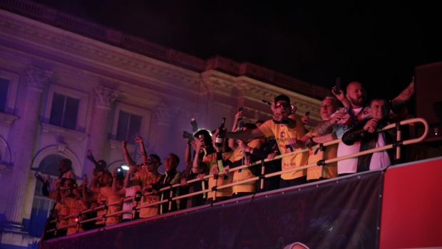 Imagini spectaculoase: cum a petrecut FCSB alături de fani la Ateneul Român