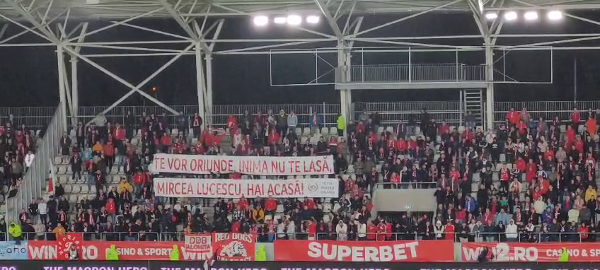 Fanii lui Dinamo, mesaj pentru Mircea Lucescu! Banner-ul afișat la meciul cu UTA Arad_1