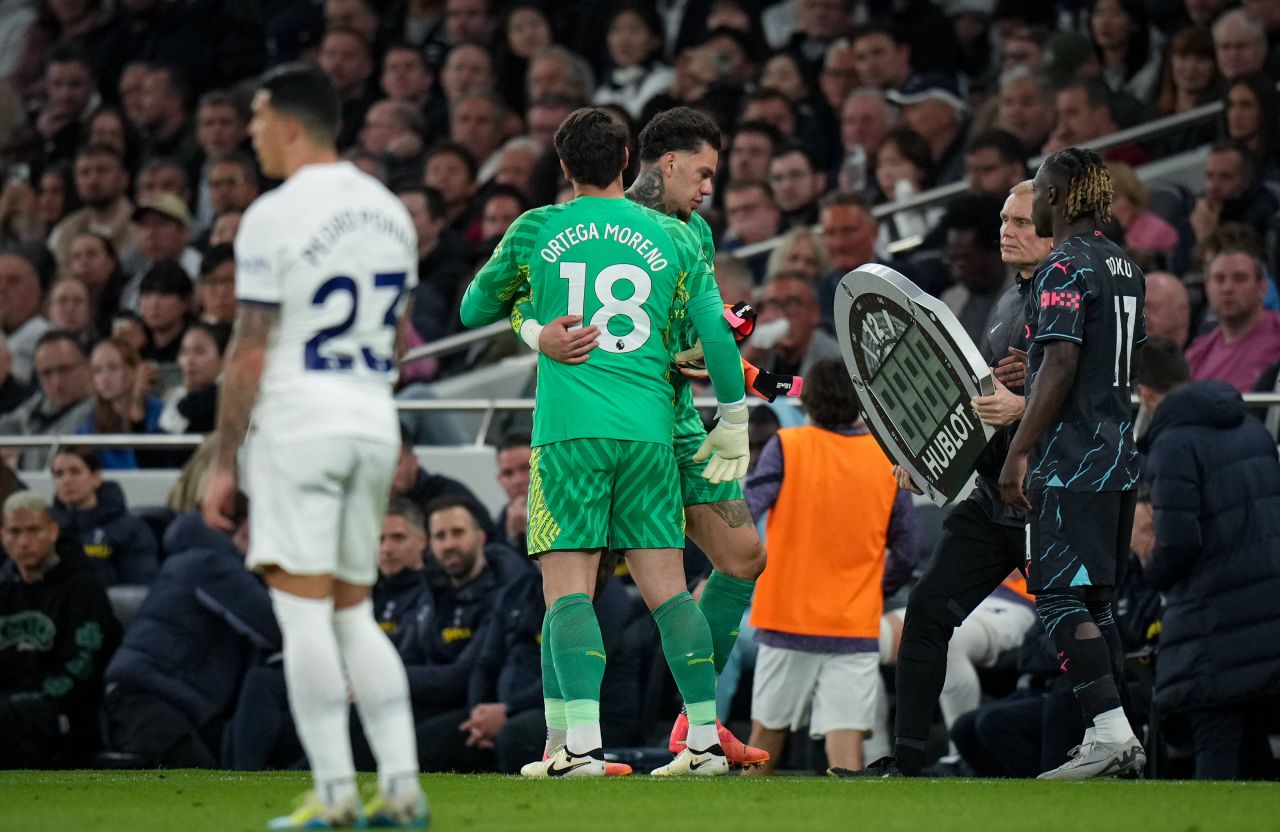 BBC a numit "Eroul neașteptat" din Manchester City - Tottenham, meci în care Radu Drăgușin a jucat titular_3
