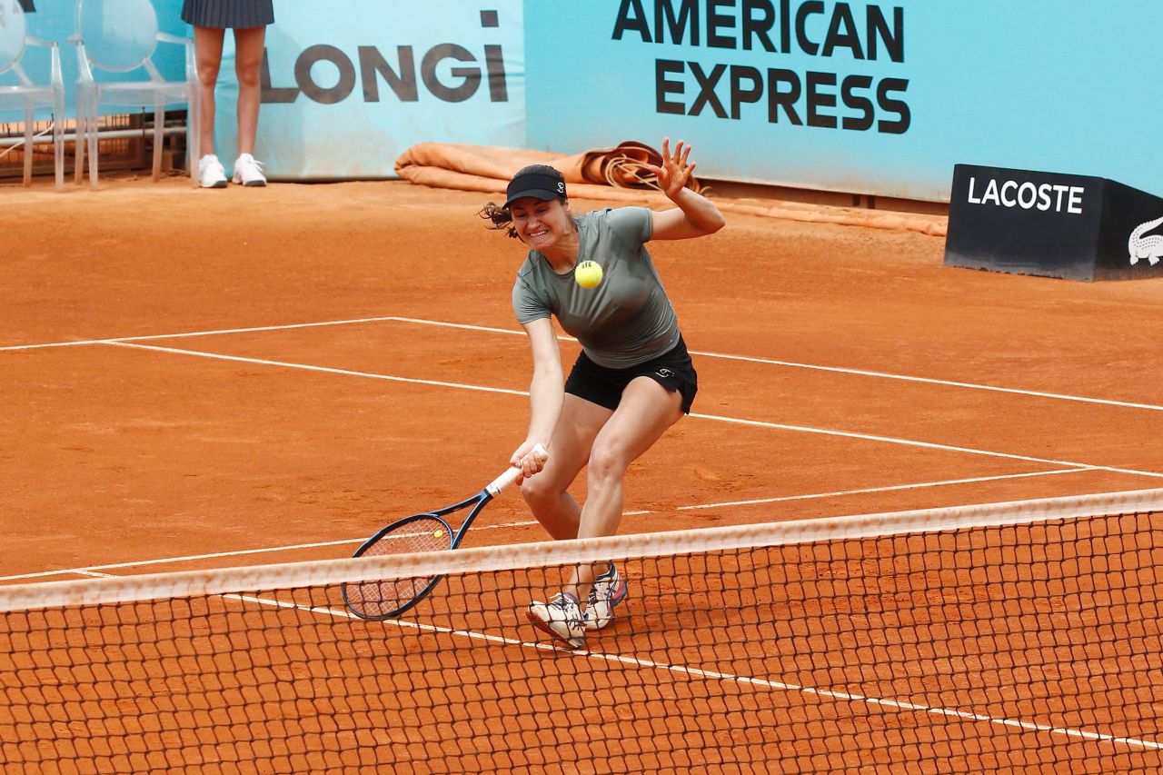 Vârsta e doar un număr! La 36 de ani, Monica Niculescu s-a calificat în finala de la Paris!_3