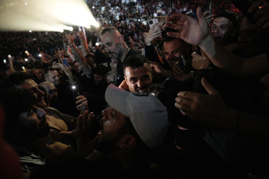 S-a petrecut până spre dimineață la Salonic! Peste 50.000 de oameni au sărbătorit titlul cucerit de PAOK: imagini senzaționale_3