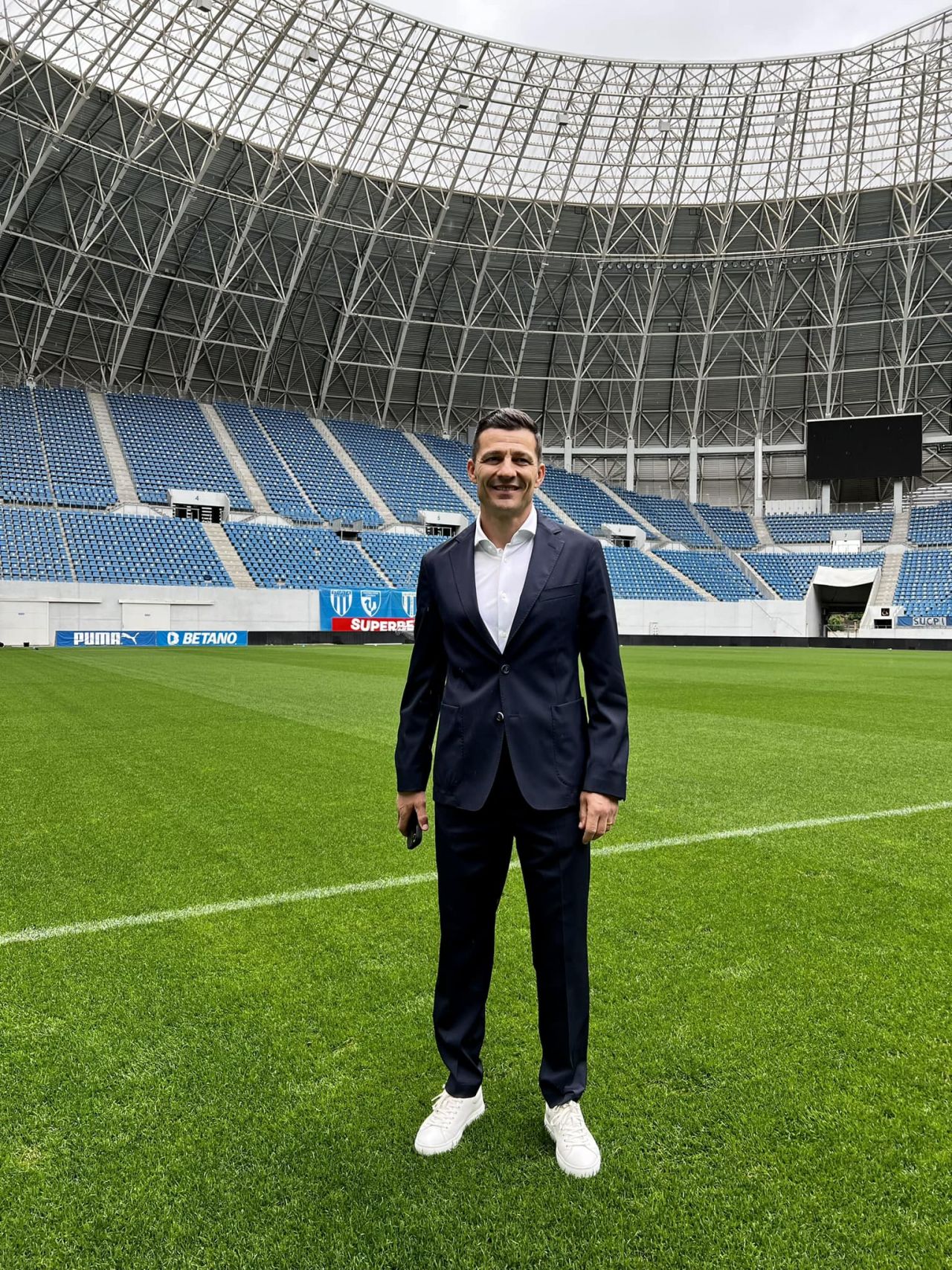Fotbalistul de națională anunță că vrea să joace pentru U. Craiova, sub comanda lui Costel Gâlcă _1