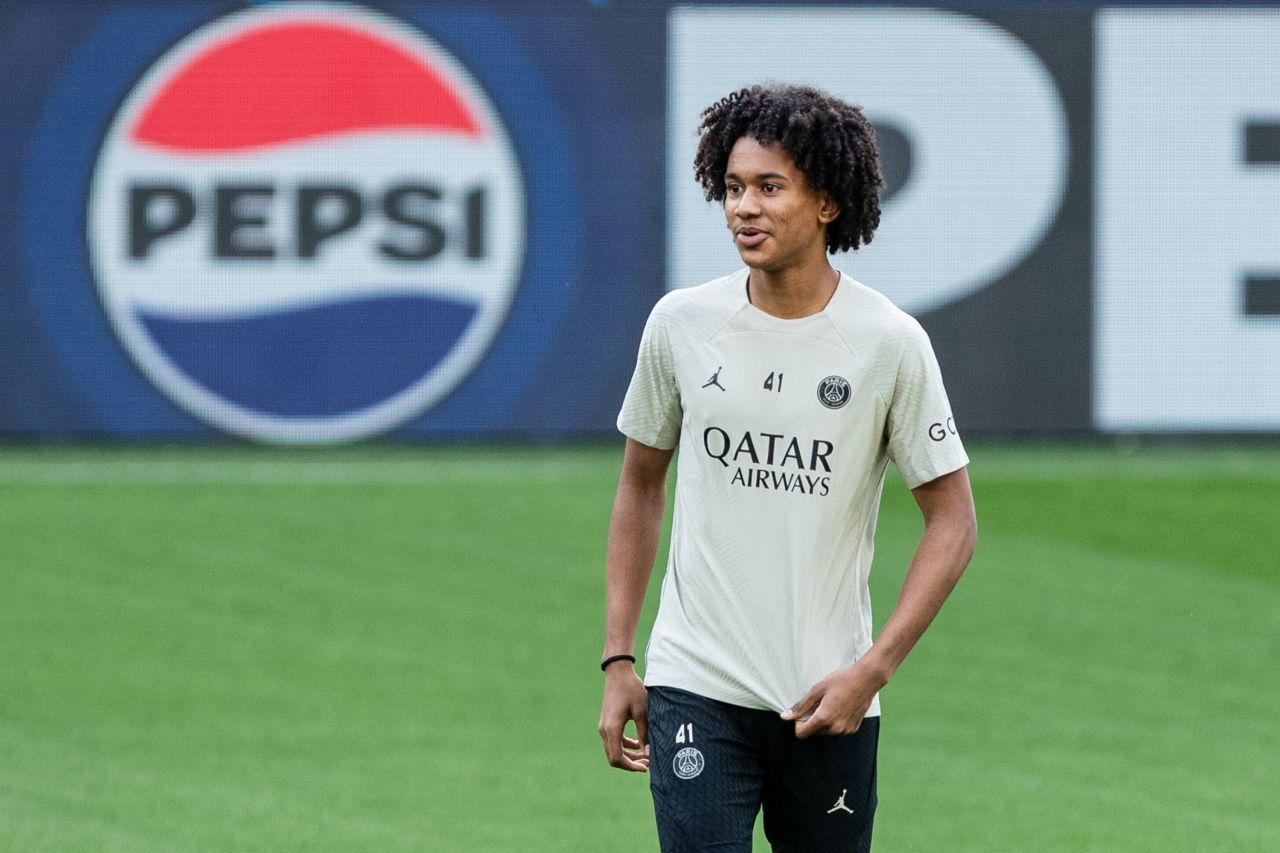 PSG l-a găsit pe "noul Mbappe"! Are 18 ani și a semnat un contract pe trei sezoane_12