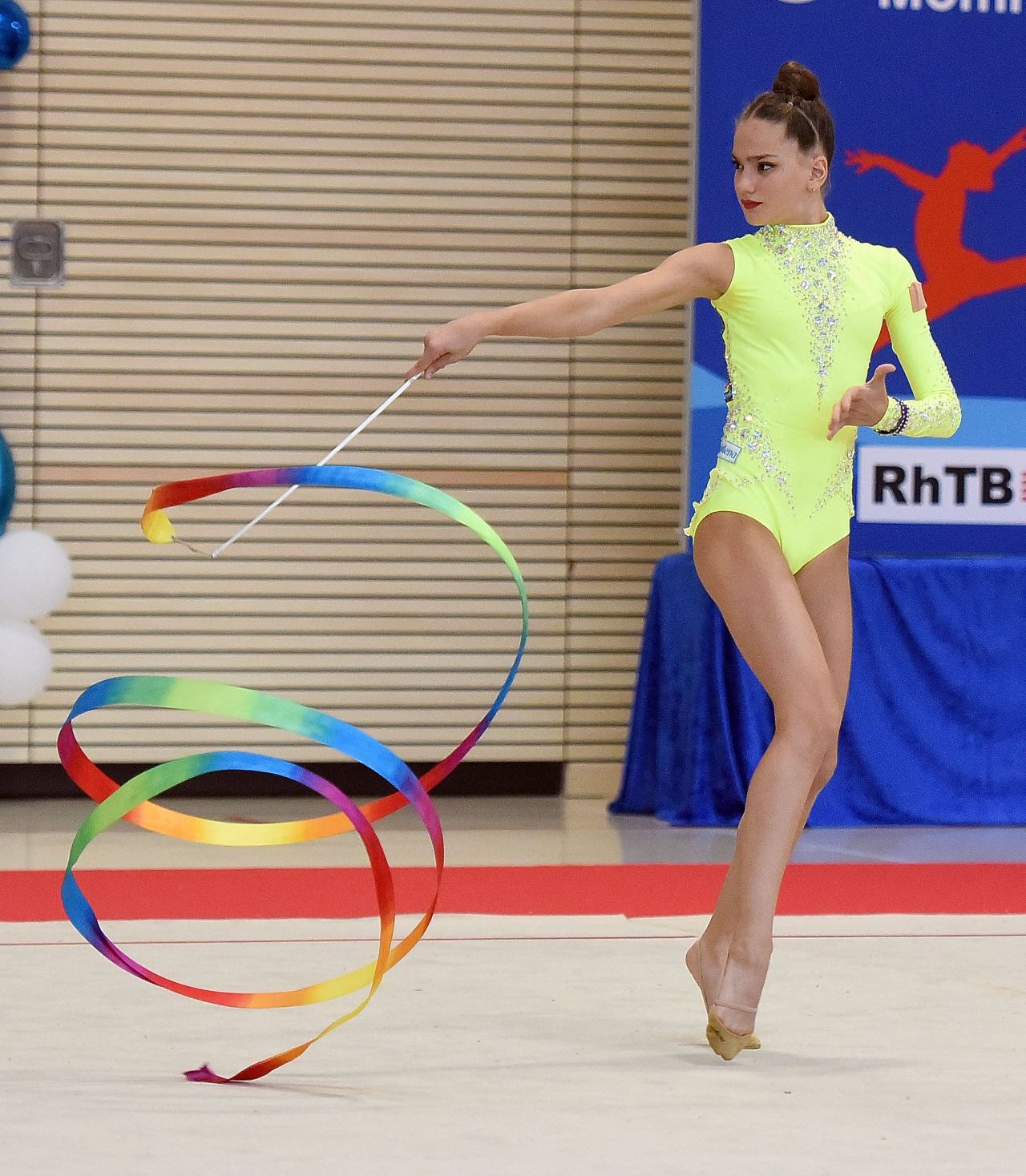 România este campioană europeană la gimnastică ritmică! Minunatele Amalia Lică și Lisa Garac, fără rival_3