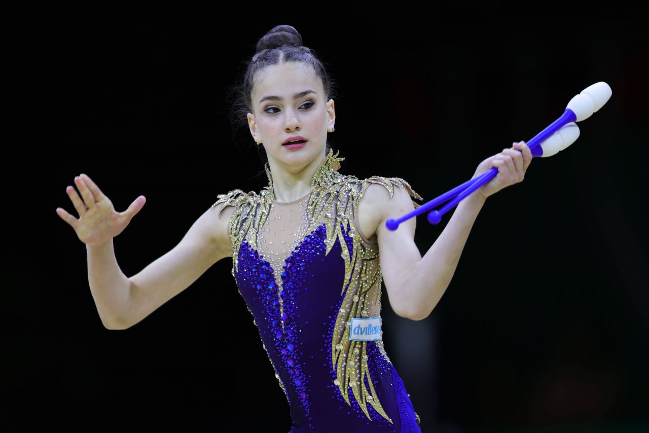 Ce performanță! Amalia Lică, trei medalii de aur în finalele individuale la Campionatul European de gimnastică ritmică_2