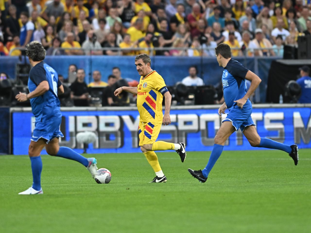 Giovanni Becali, surprins cot la cot cu Jose Mourinho! Ce a declarat agentul înainte de meci_12