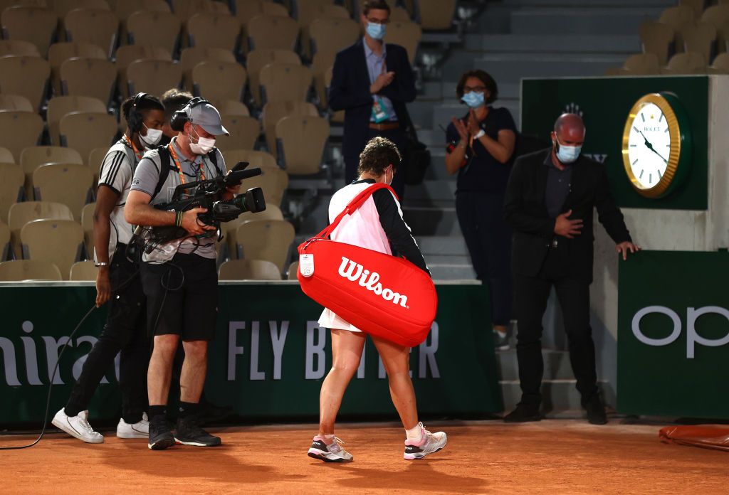 Faza care va rămâne peste ani și ani: un tenismen de 2 metri, doborât pe teren de un copil de mingi, la Roland Garros_40
