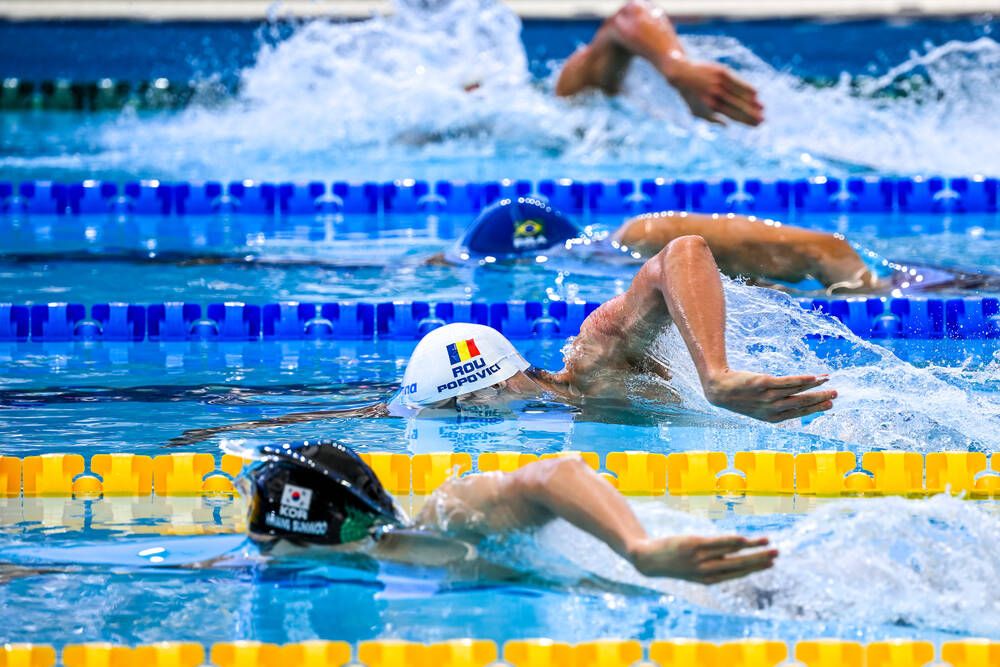 Barcelona îl aplaudă pe David Popovici! O nouă cursă de senzație încheiată cu aur pentru înotătorul român_8