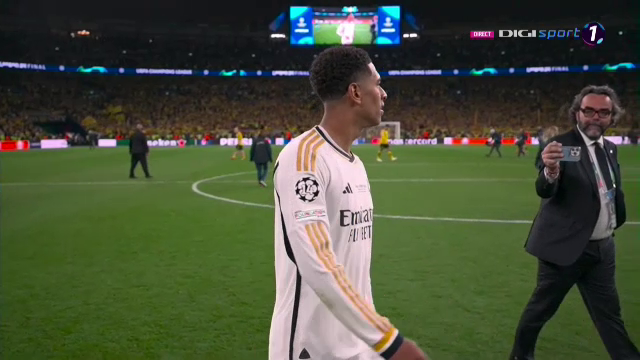 „Explozie” pe teren! Cum au sărbătorit jucătorii de la Real Madrid după triumful din Champions League_17