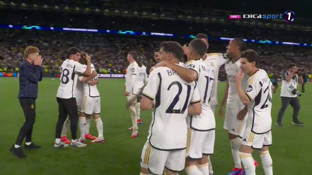 „Explozie” pe teren! Cum au sărbătorit jucătorii de la Real Madrid după triumful din Champions League_24
