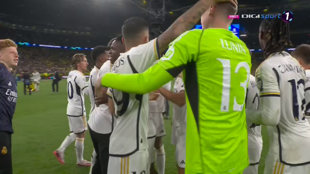 „Explozie” pe teren! Cum au sărbătorit jucătorii de la Real Madrid după triumful din Champions League_32