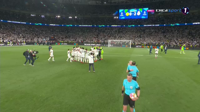 „Explozie” pe teren! Cum au sărbătorit jucătorii de la Real Madrid după triumful din Champions League_50