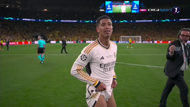 „Explozie” pe teren! Cum au sărbătorit jucătorii de la Real Madrid după triumful din Champions League_9