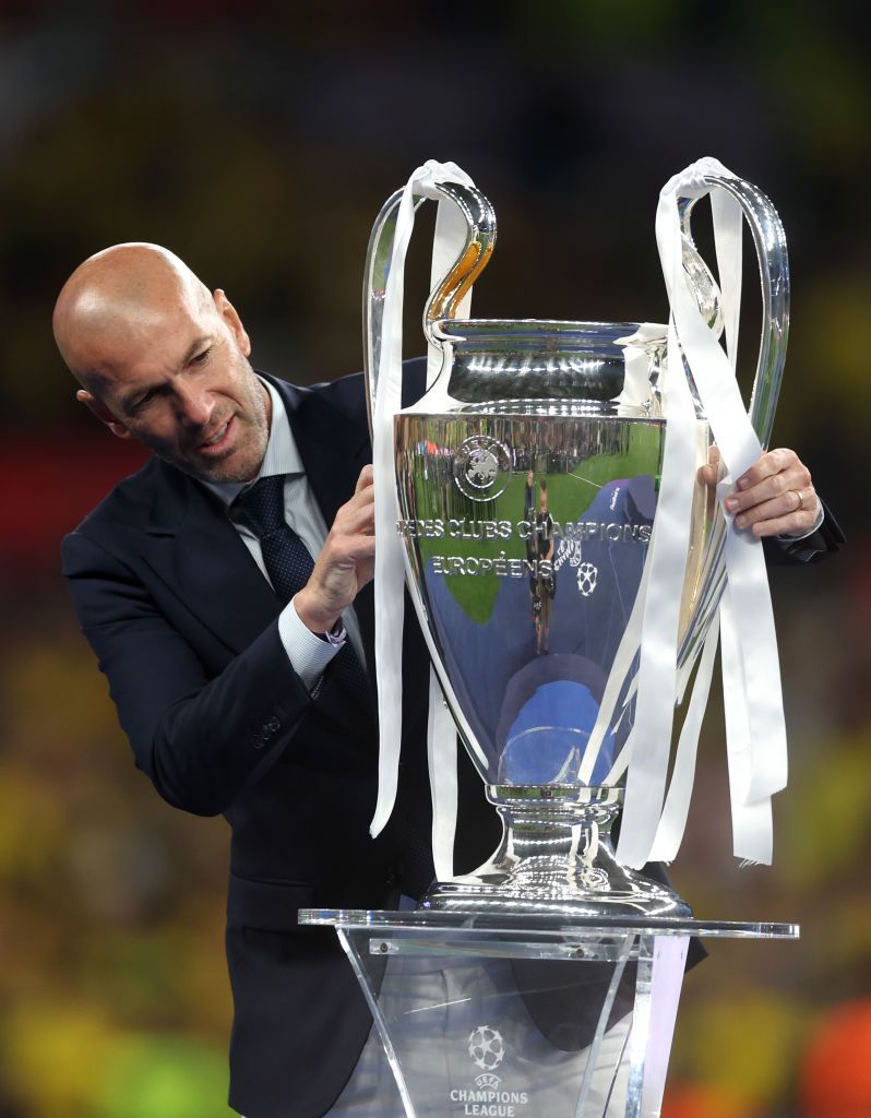 Real Madrid, încoronată pentru a 15-a oară campioană a Europei! Imagini de la decernarea trofeului_1