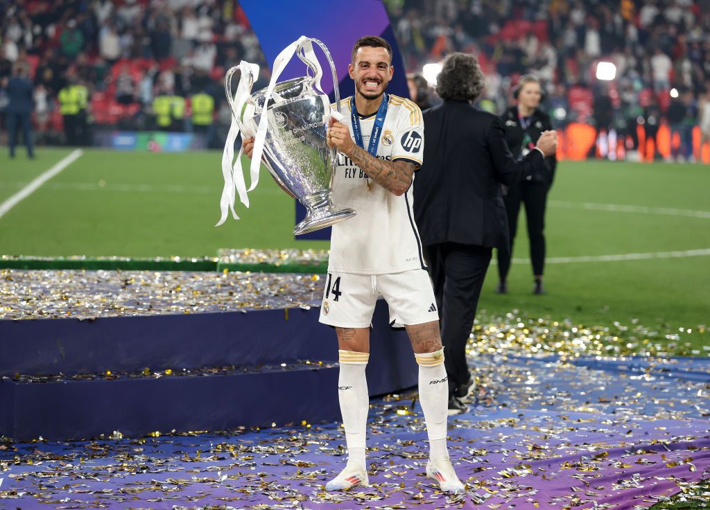 Real Madrid, încoronată pentru a 15-a oară campioană a Europei! Imagini de la decernarea trofeului_14