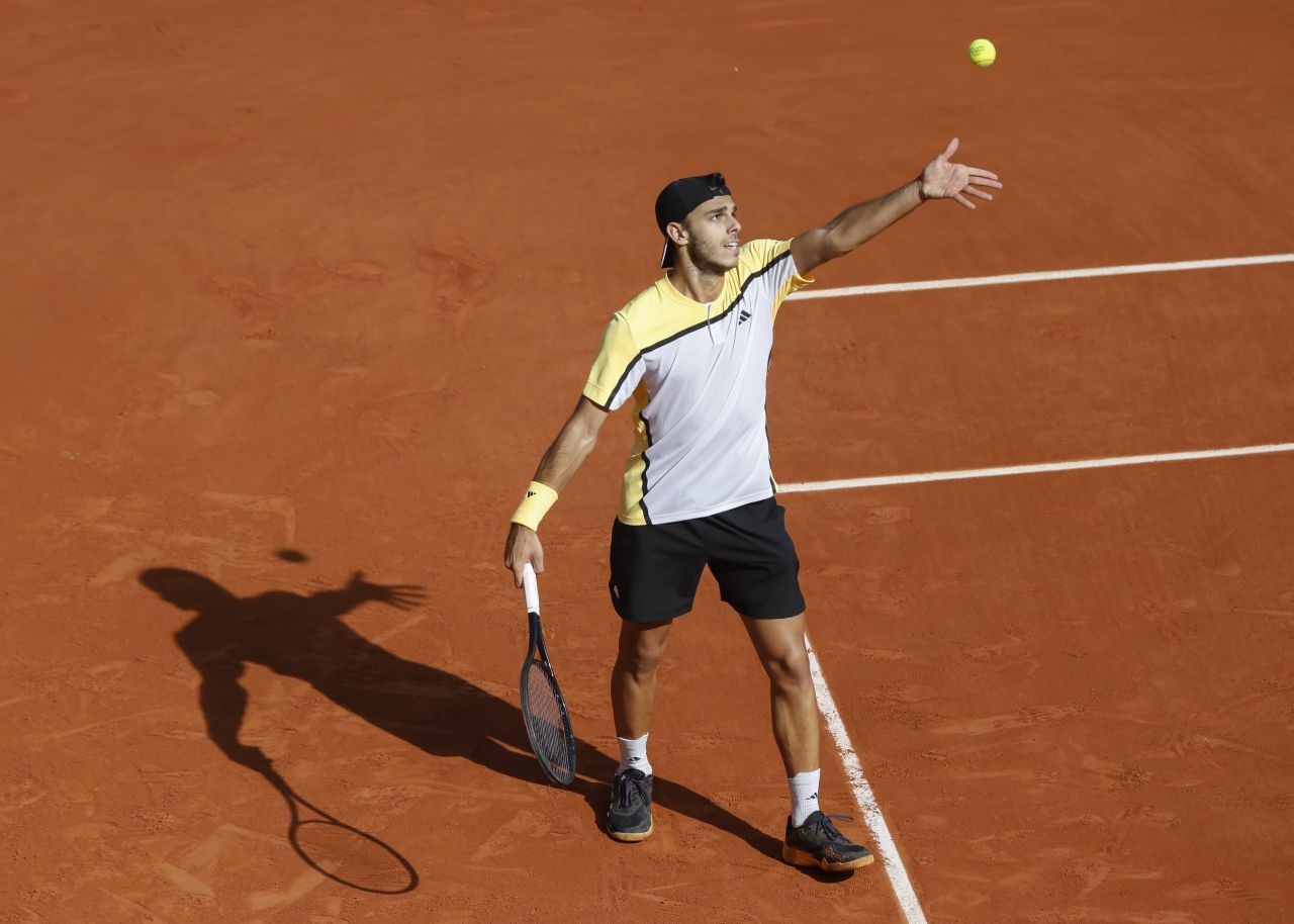 Are nouă vieți! Djokovic revine incredibil și „driblează” o eliminare-surpriză în optimile Roland Garros 2024_2
