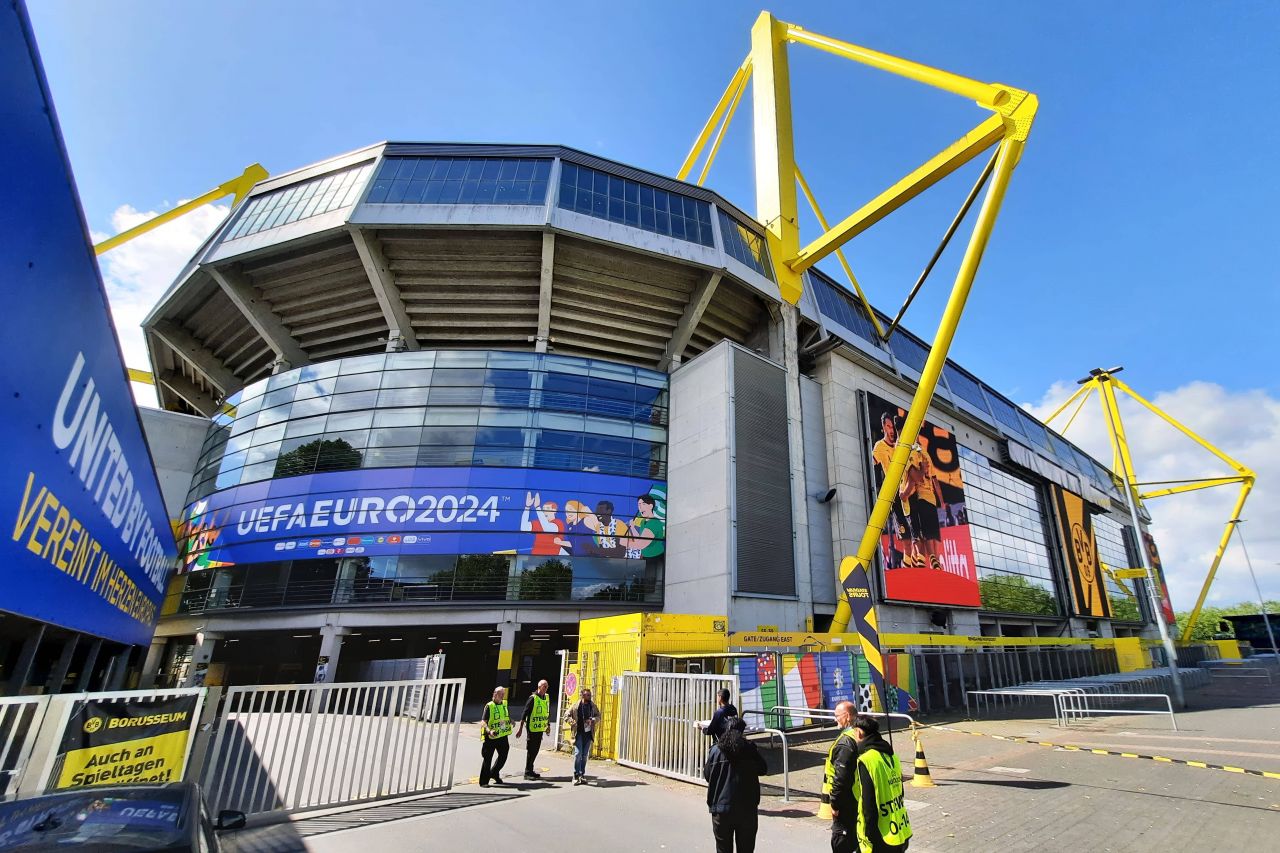 Turul stadioanelor de la EURO 2024 | Cum a apărut Signal Iduna Park, ce capacitate are și ce meciuri va organiza la CE _1