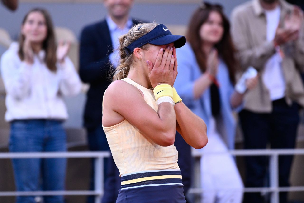 La 17 ani, în semifinale la Roland Garros! Mirra Andreeva, victorie-șoc împotriva Sabalenkăi. Premieră în ultimii 27 de ani_20