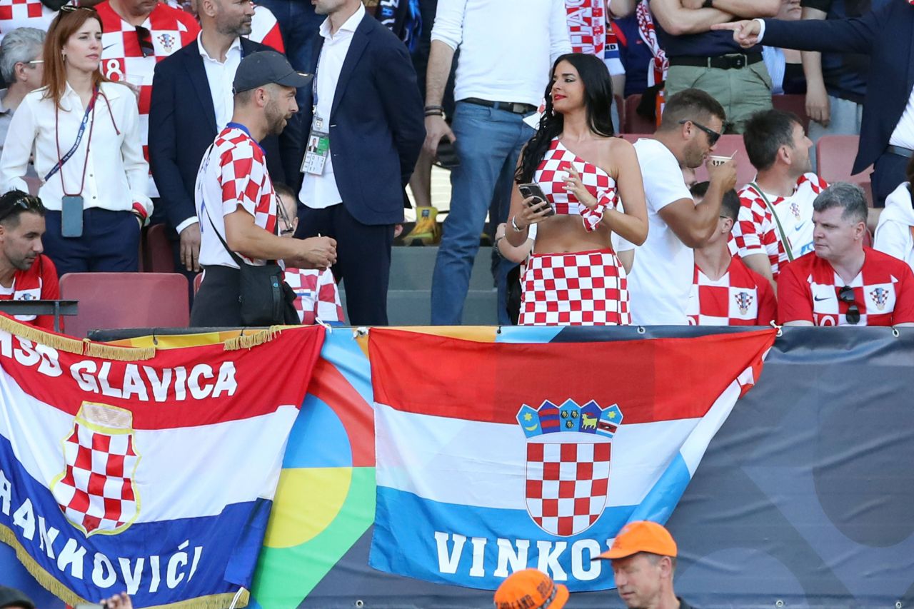 Dezvăluire neașteptată a Ivanei Knoll, înainte de EURO 2024. Fosta Miss Croația și-a dezvăluit vârsta reală_204