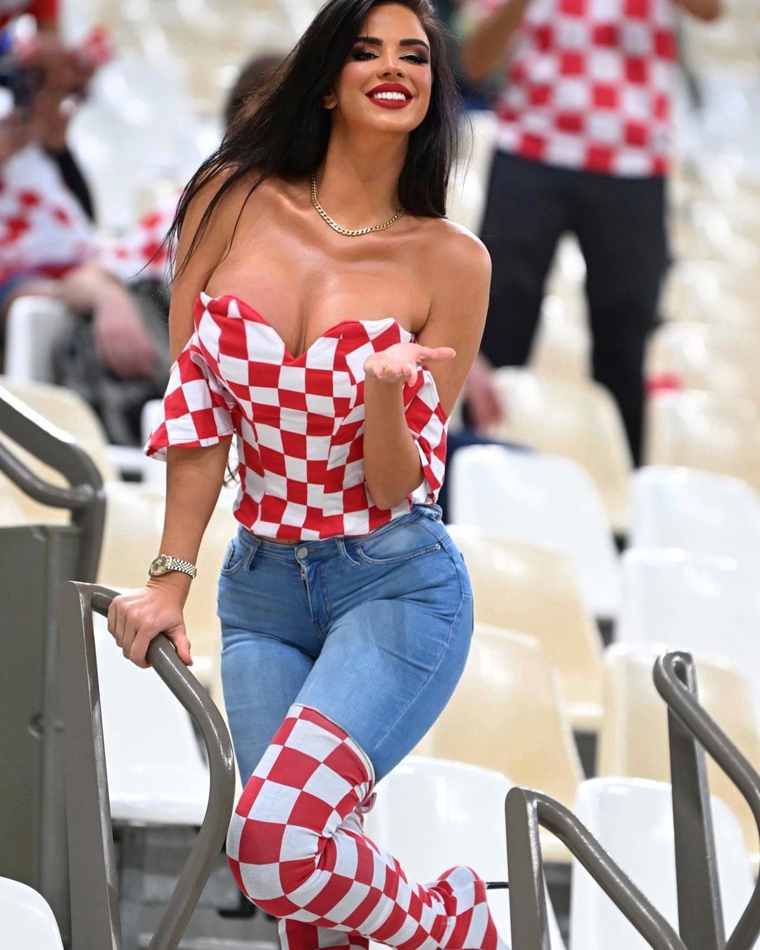 Dezvăluire neașteptată a Ivanei Knoll, înainte de EURO 2024. Fosta Miss Croația și-a dezvăluit vârsta reală_380