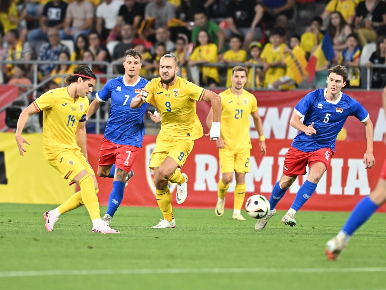 România - Liechtenstein 0-0. Multe ocazii, niciun gol! Tricolorii merg la EURO fără victorie în meciurile amicale_1
