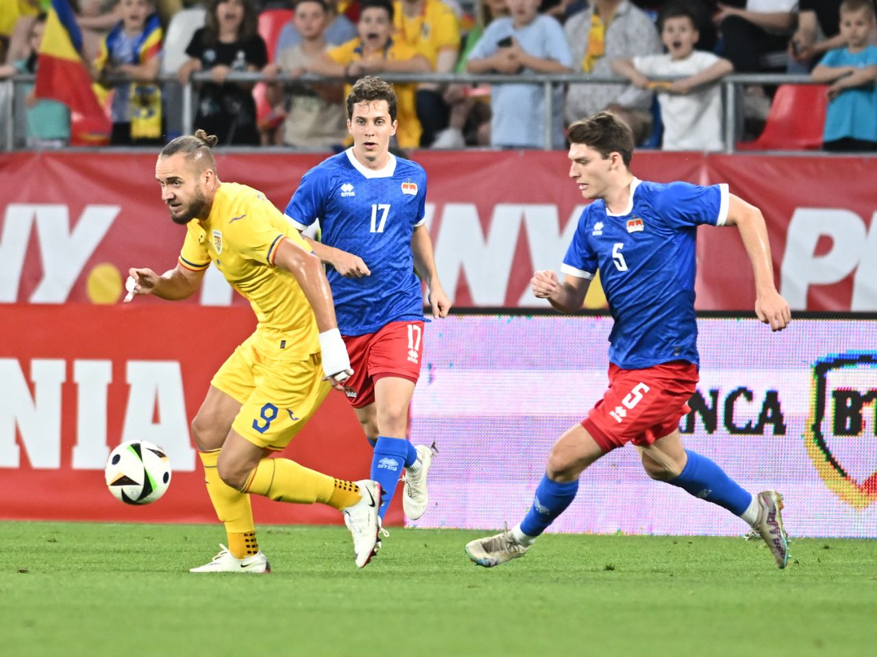 România - Liechtenstein 0-0. Multe ocazii, niciun gol! Tricolorii merg la EURO fără victorie în meciurile amicale_3