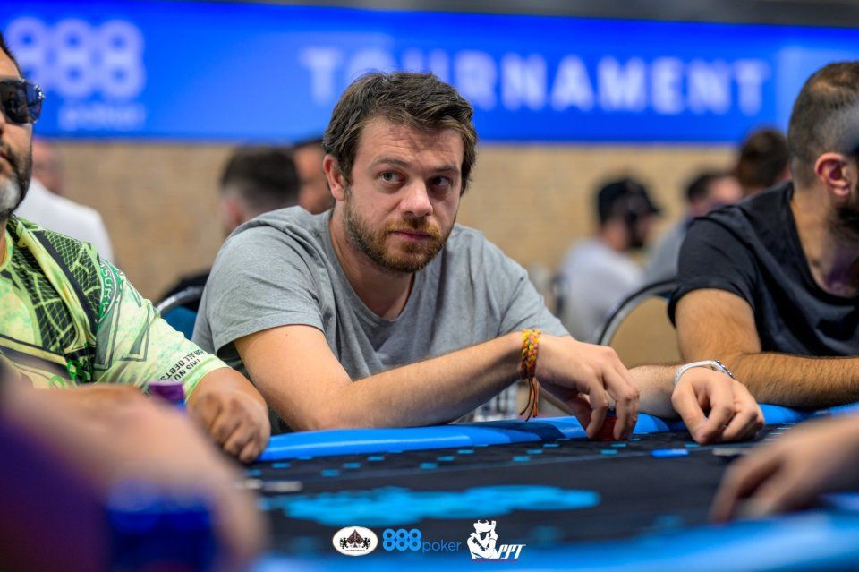 Victor Angelescu Poker Rapid Bucuresti Rapid Giulesti