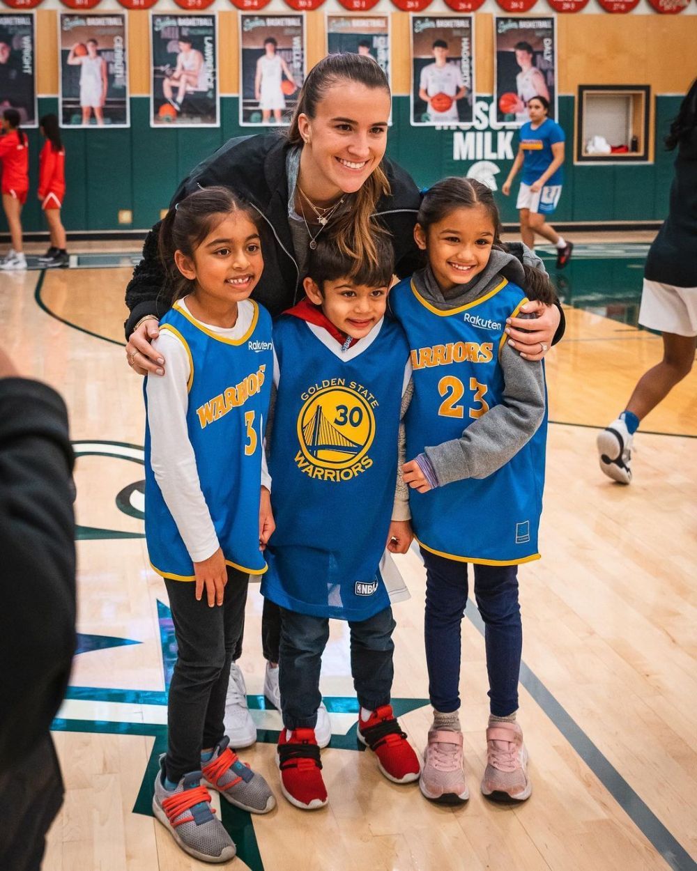 Lovitură de zile mari pentru Sabrina Ionescu, baschetbalista din România care strălucește în WNBA! _15