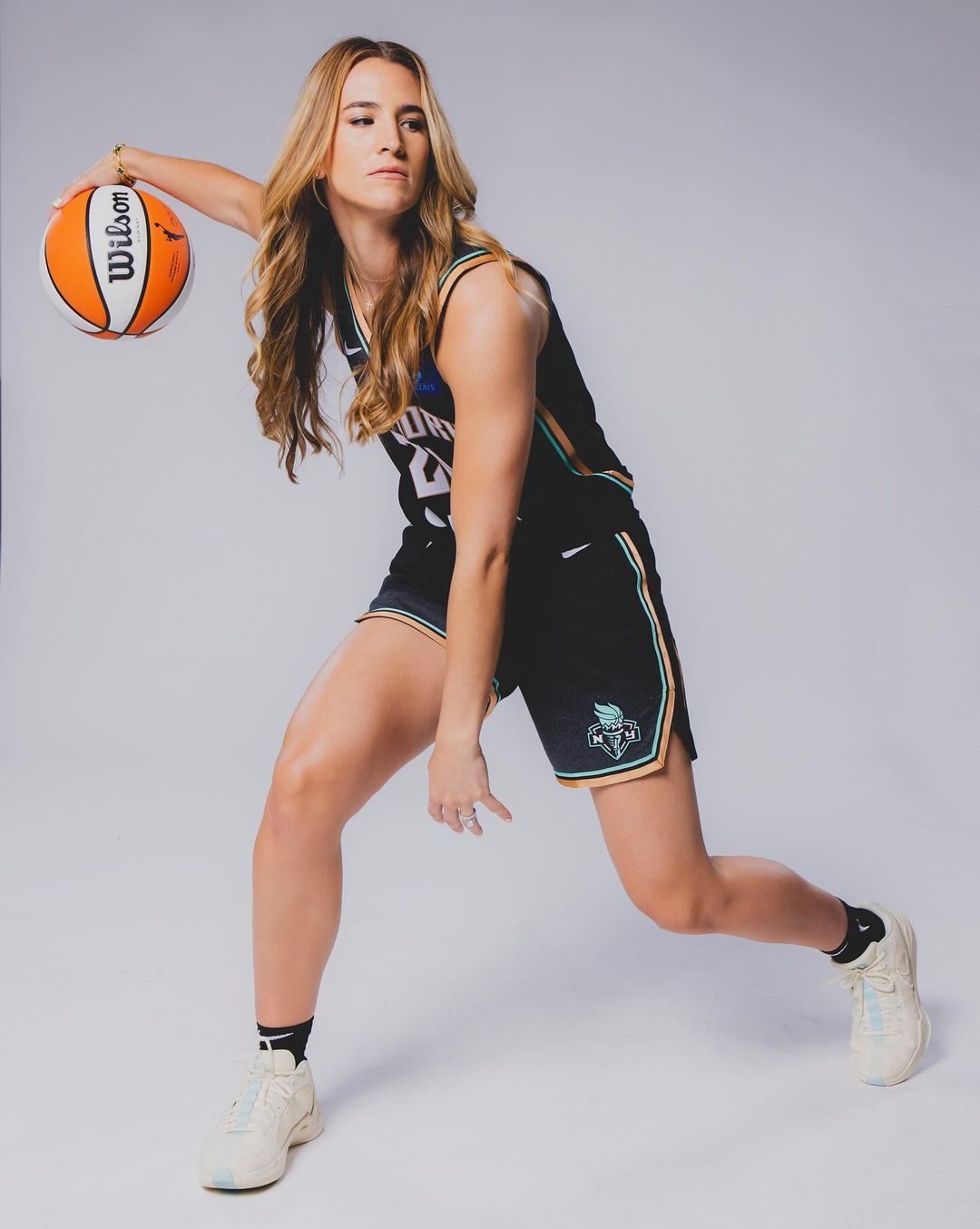 Lovitură de zile mari pentru Sabrina Ionescu, baschetbalista din România care strălucește în WNBA! _29