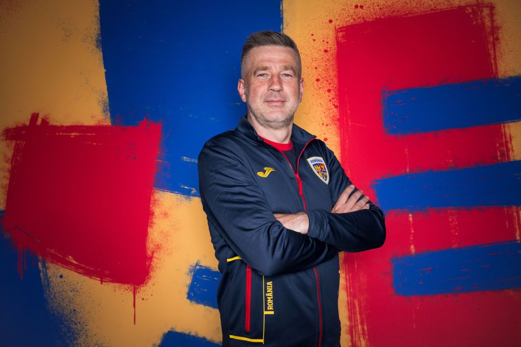 Edi Iordănescu îl titularizează în premieră la EURO în partida România - Olanda? Fotbalistul care poate intra din primul minut_2