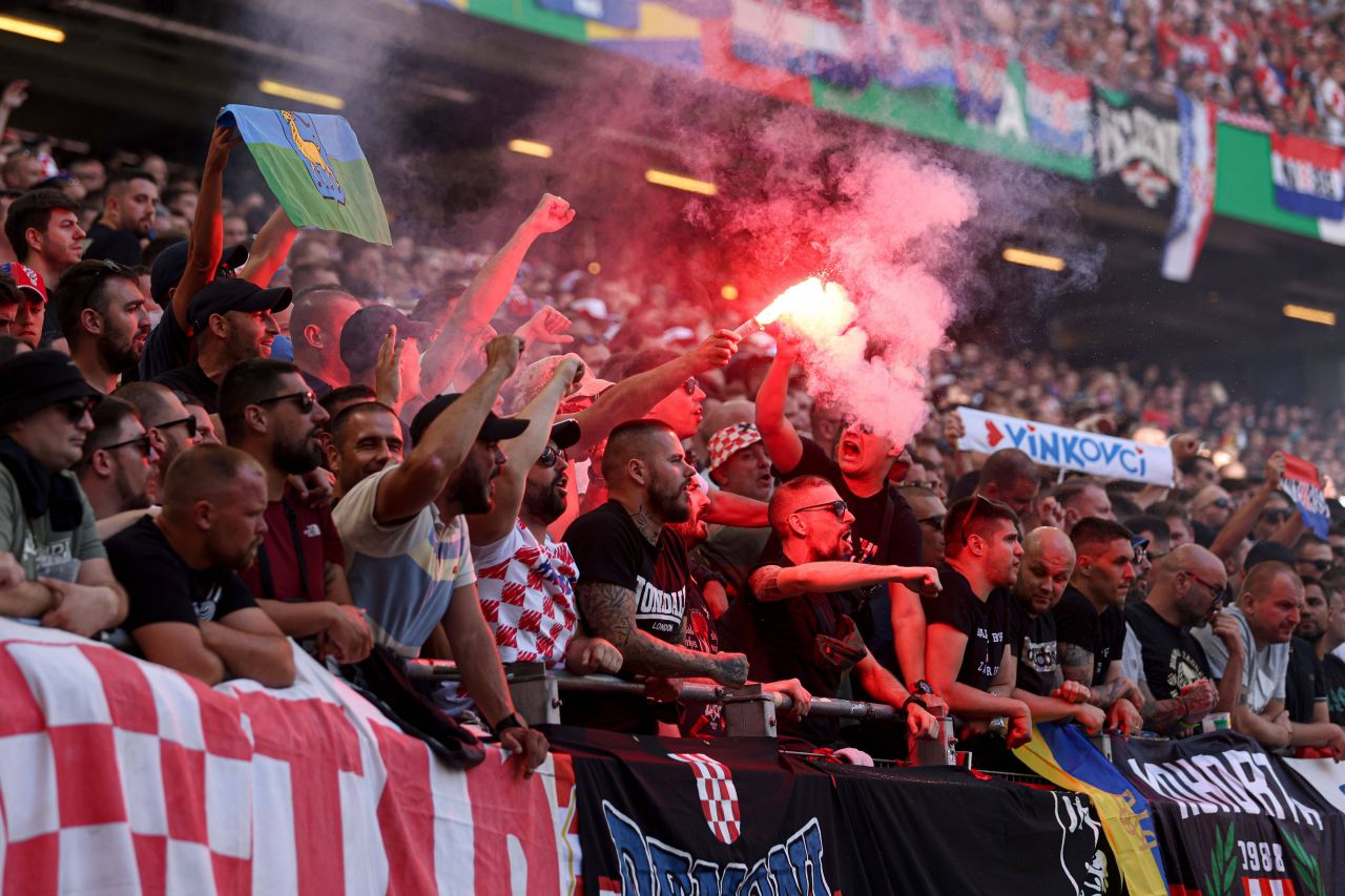 Scandal la EURO 2024: Fanii germani au făcut plângere la UEFA! Ce s-a întâmplat_2