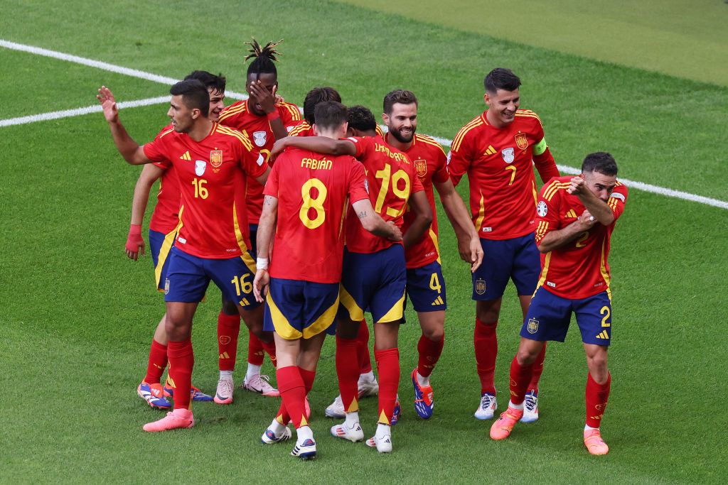 Spagna-Italia 1-0!  |  Gli iberici vincono grazie ad un’autogol di Riccardo Calafiori e si qualificano agli ottavi.