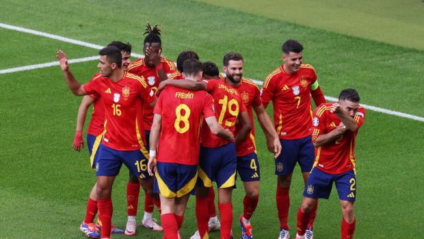 
	Spania - Italia 1-0!&nbsp; | Ibericii s-au impus în urma autogolului marcat de Riccardo Calafiori și au obținut calificarea în optimi
