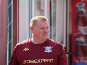 
	Neil Lennon l-a descris într-un singur cuvânt pe Dan Petrescu
