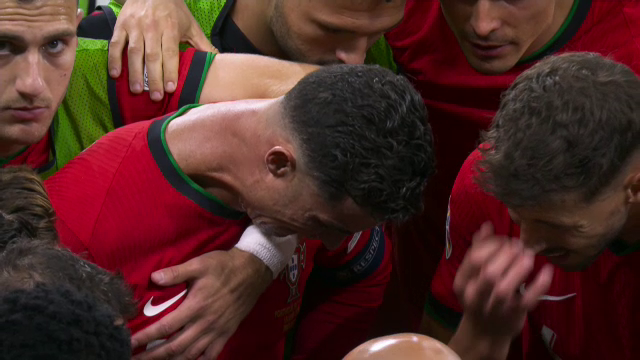 Lacrimile lui Ronaldo: starul portughez a început să plângă după ce a ratat un penalty în meciul cu Slovenia_1